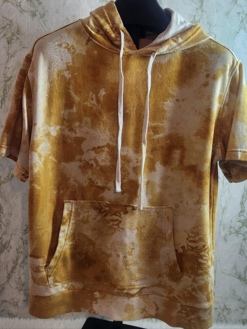NO BOUNDARIES Tie Dye Short Sleeve Hoodie